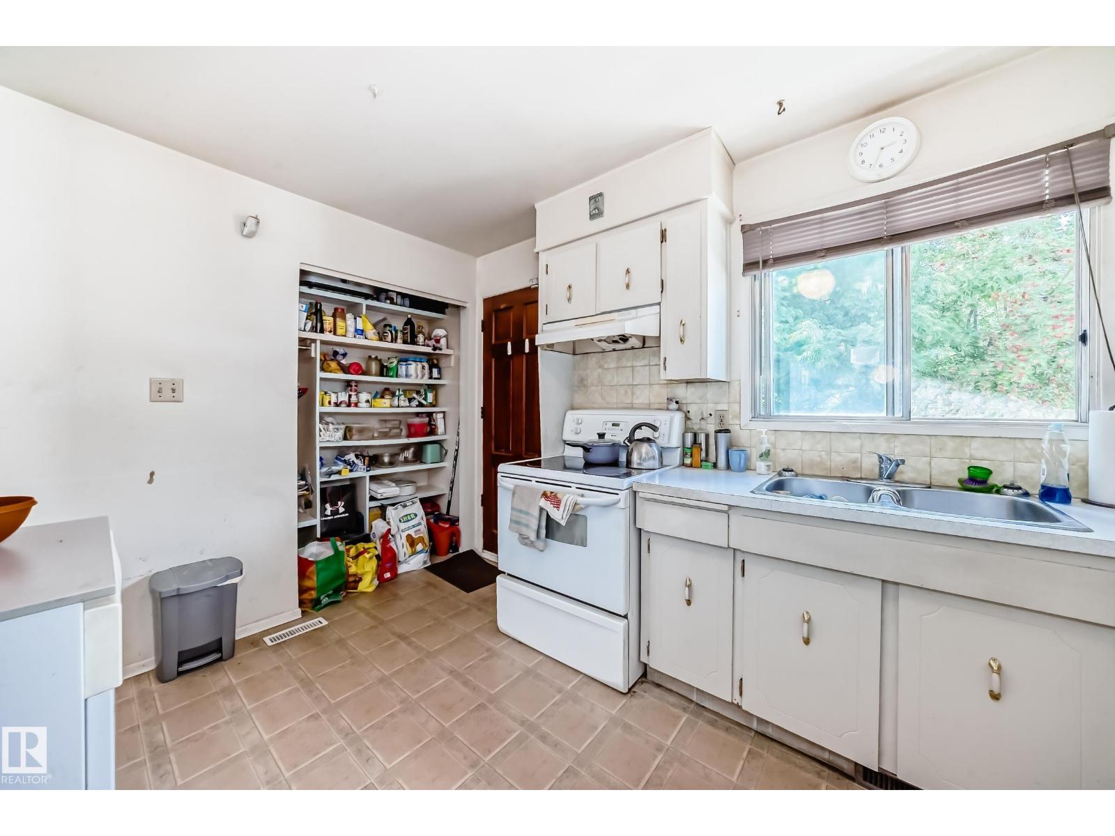 1720 49a St Nw, Edmonton, Alberta  T6L 3K6 - Photo 6 - E4452697
