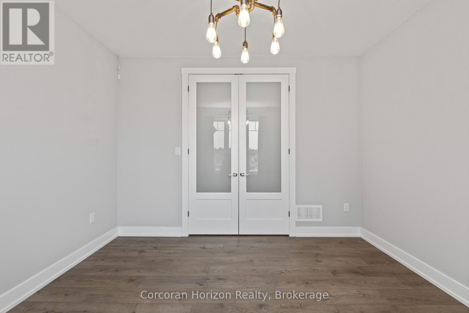12 Reids Ridge, Oro-Medonte, Ontario  L0K 1N0 - Photo 17 - S12285497