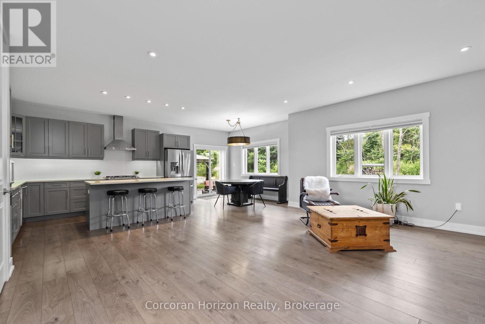 12 Reids Ridge, Oro-Medonte, Ontario  L0K 1N0 - Photo 5 - S12285497