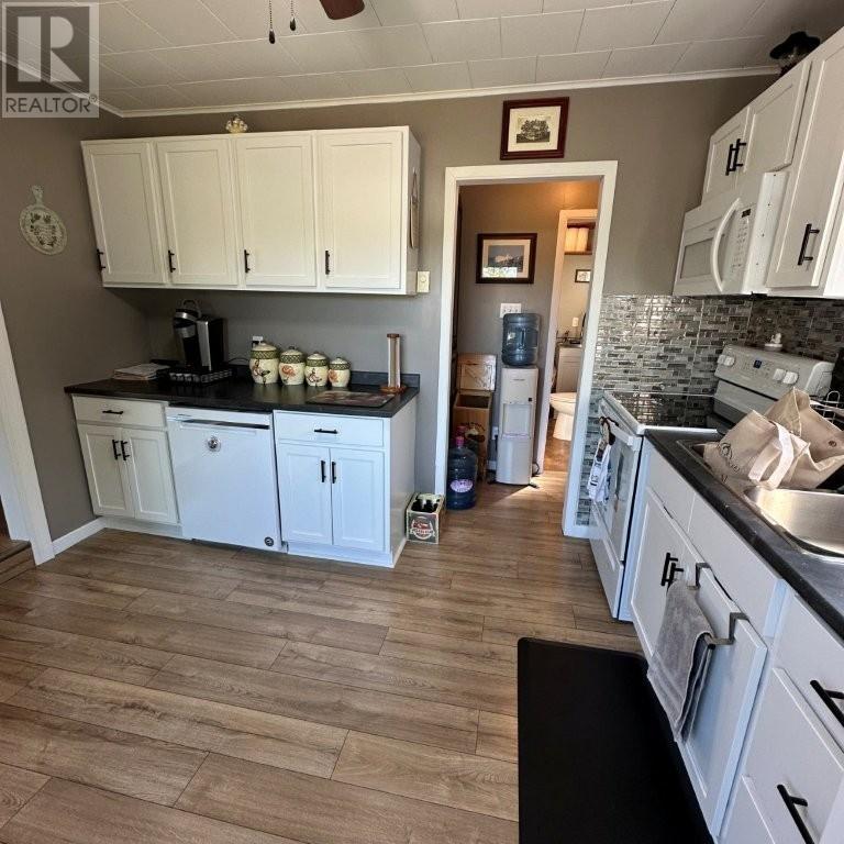 87 Ocean Pond Road, Whitbourne, Newfoundland & Labrador   - Photo 11 - 1289190