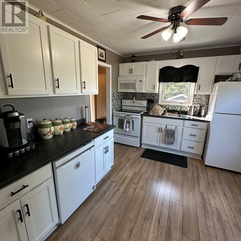 87 Ocean Pond Road, Whitbourne, Newfoundland & Labrador   - Photo 13 - 1289190
