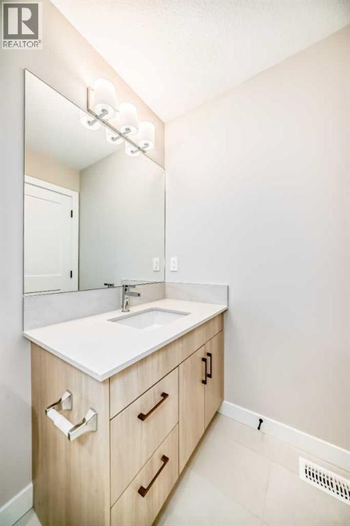 23 Lucas Way Nw, Calgary, Alberta  T3P 2C7 - Photo 27 - A2201583
