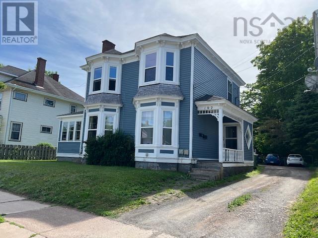 102 King Street, Truro, Nova Scotia  B2N 3L1 - Photo 1 - 202518040