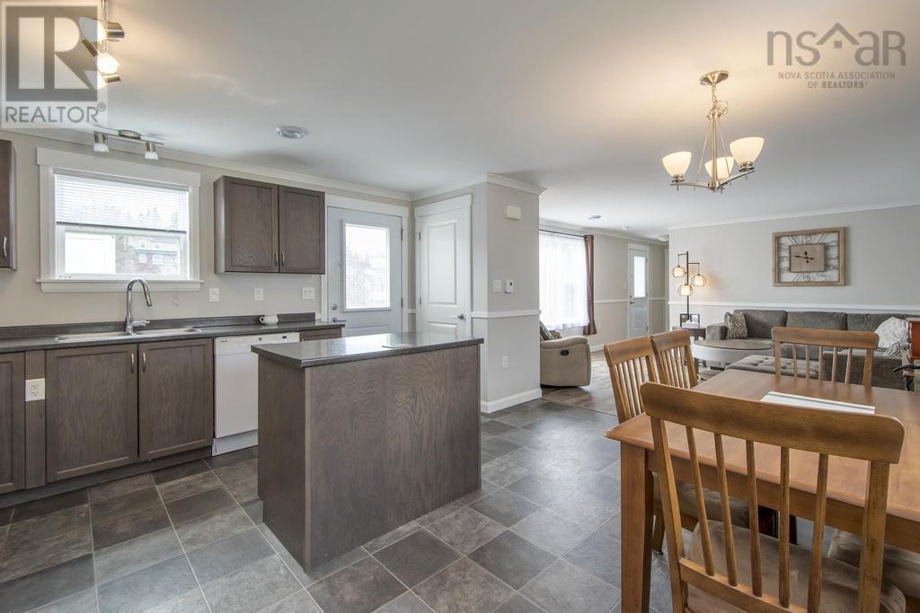 2 Sharon Drive, Middle Sackville, Nova Scotia  B4E 1E3 - Photo 5 - 202508507
