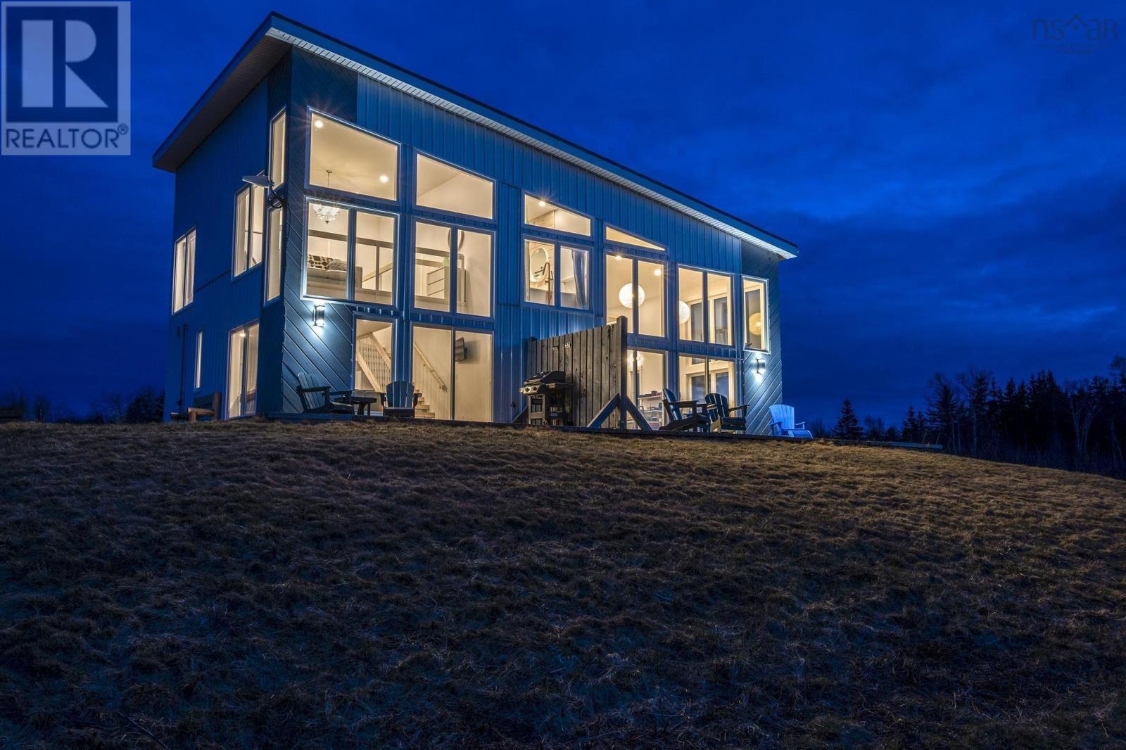 83/85 Russia Road, Harbourville, Nova Scotia  B0P 1E0 - Photo 2 - 202511308