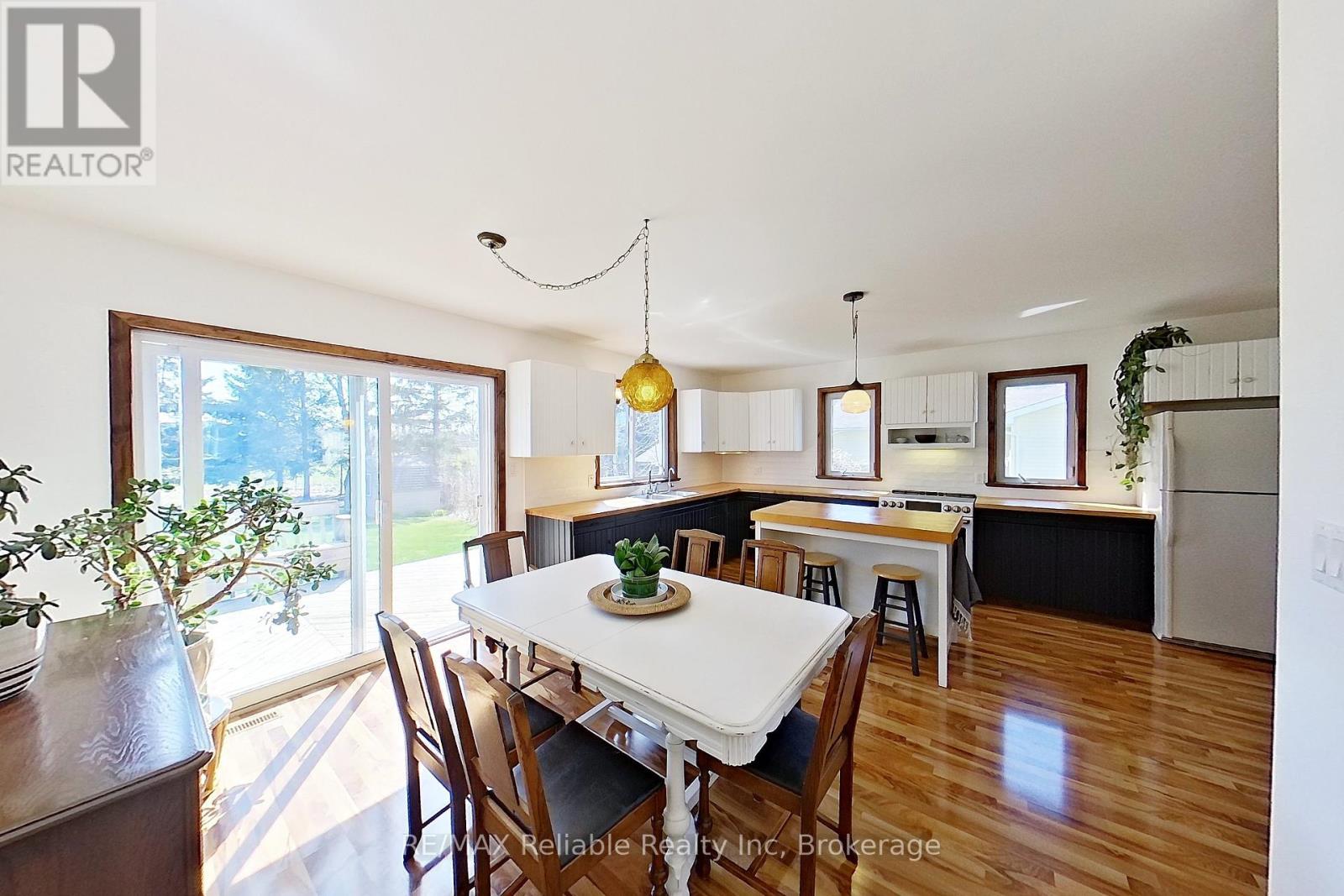 77504 Melena Drive, Bluewater, Ontario  N0M 1G0 - Photo 22 - X12342333