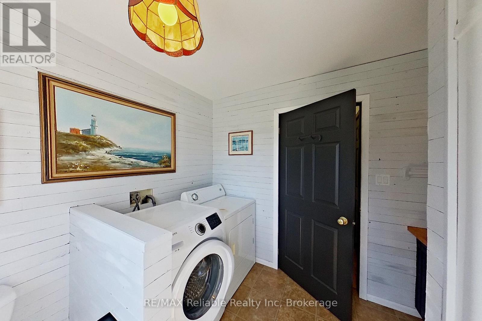 77504 Melena Drive, Bluewater, Ontario  N0M 1G0 - Photo 24 - X12342333
