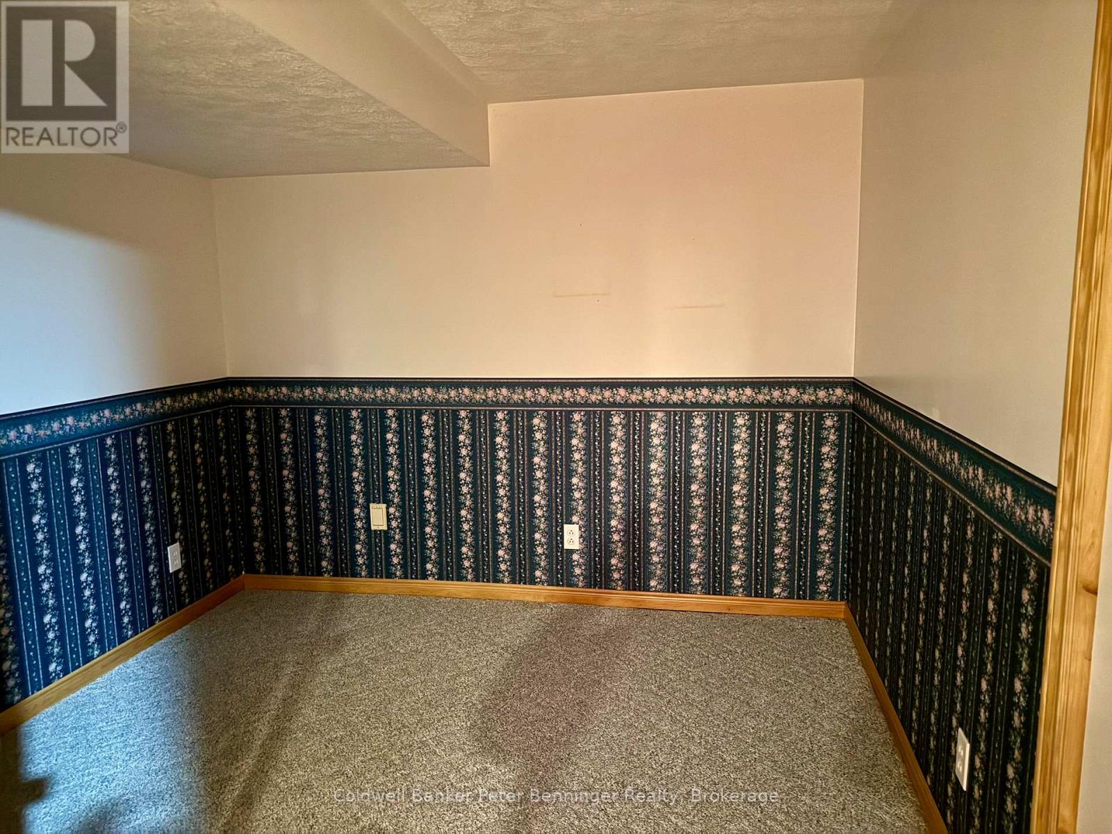 12 Mullen Drive, Brockton, Ontario  N0G 2V0 - Photo 22 - X12342373