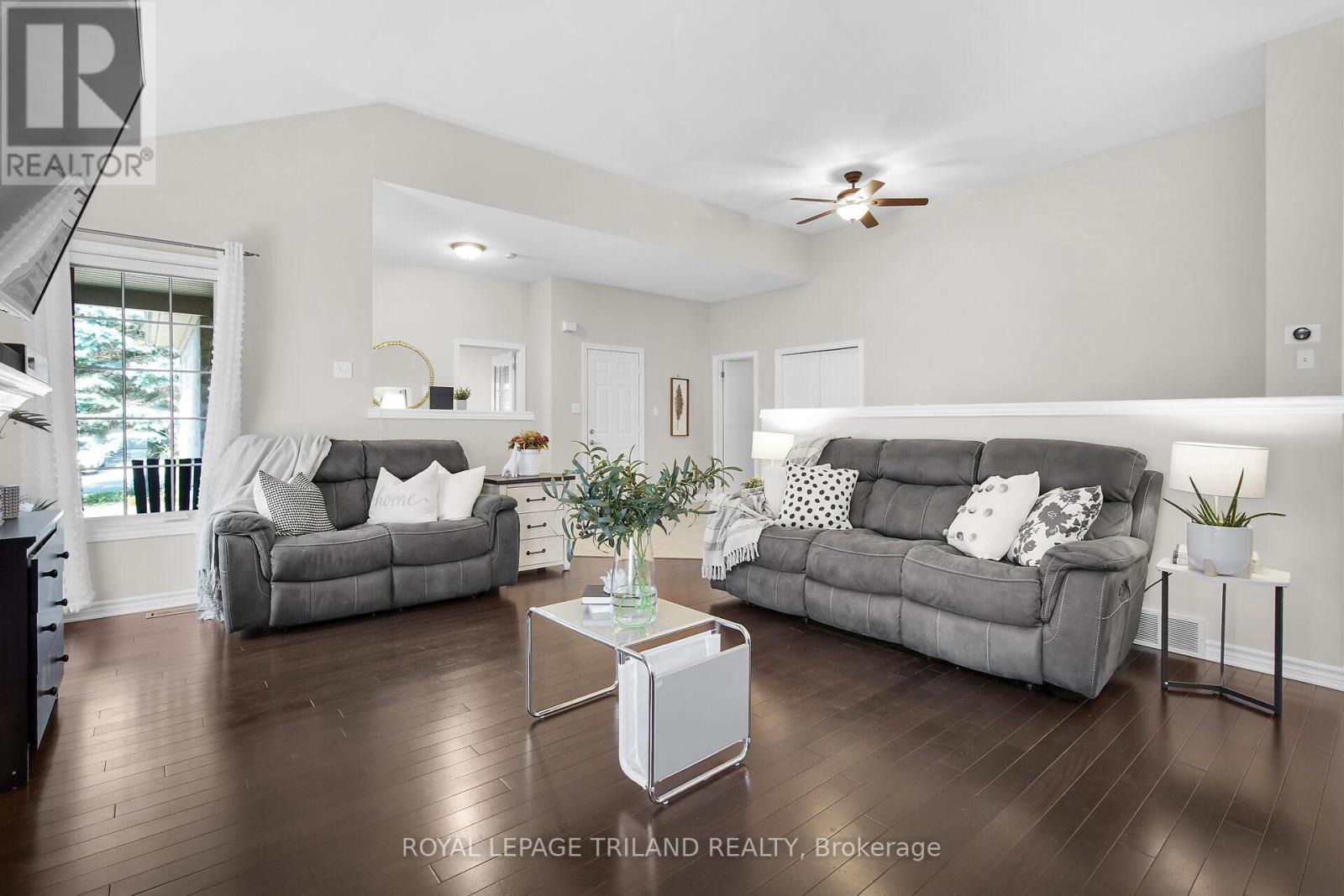 852 Silversmith Street, London North, Ontario  N6H 5T4 - Photo 10 - X12342277