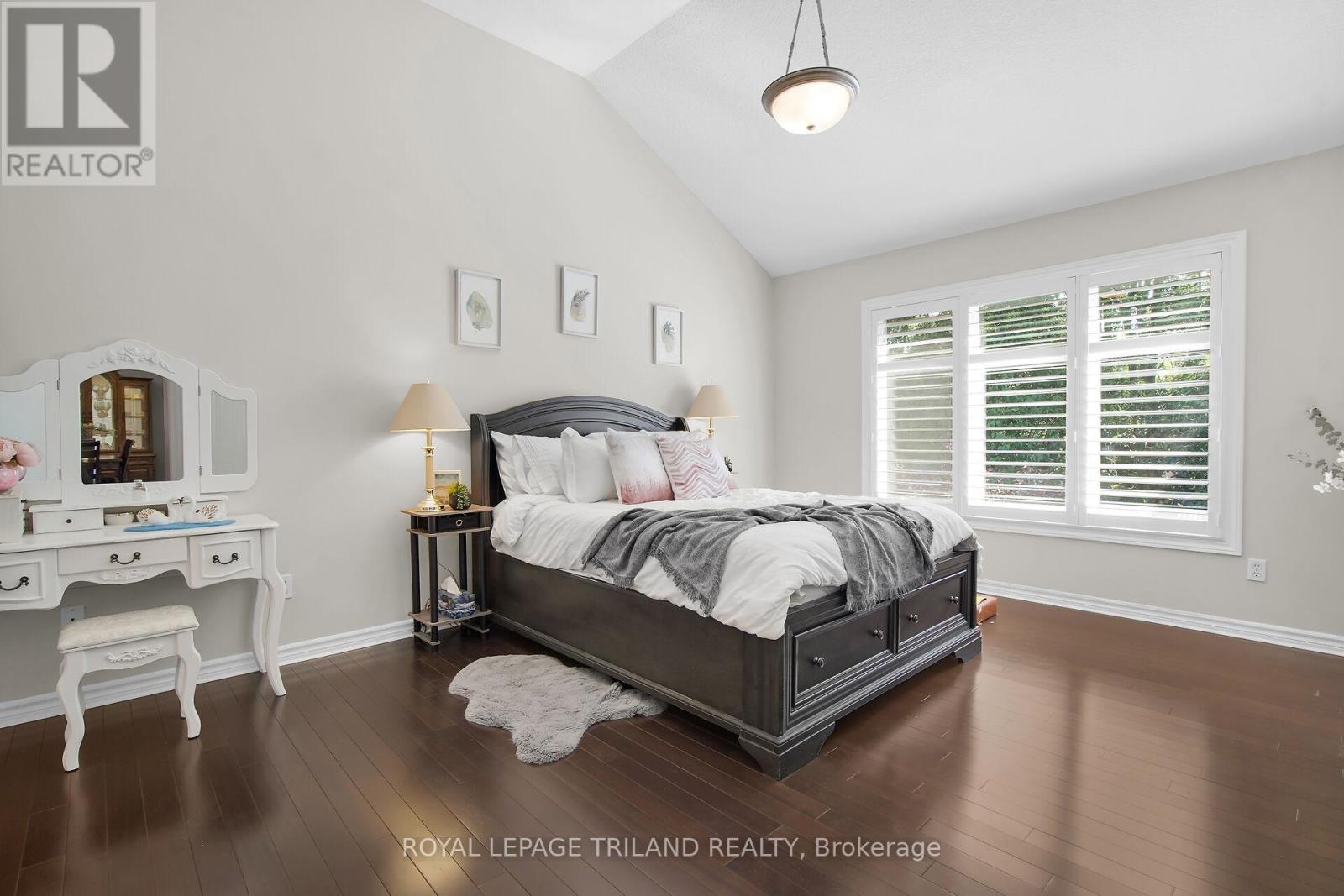 852 Silversmith Street, London North, Ontario  N6H 5T4 - Photo 19 - X12342277
