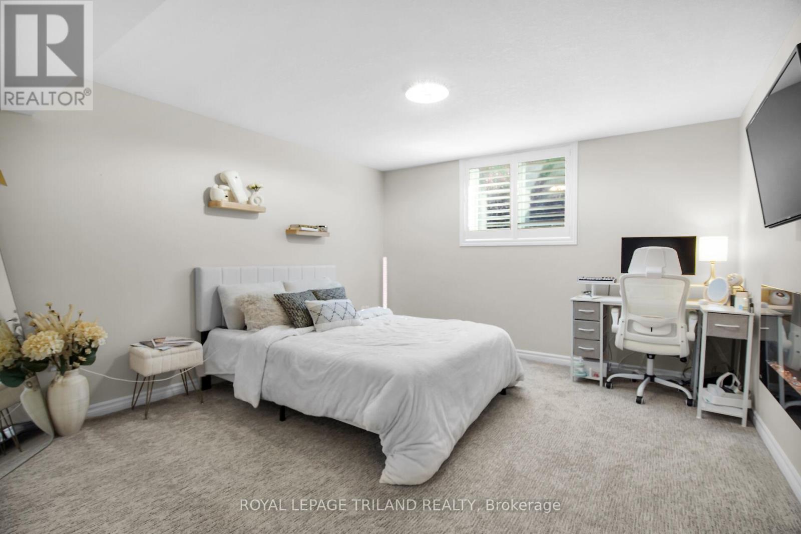 852 Silversmith Street, London North, Ontario  N6H 5T4 - Photo 34 - X12342277