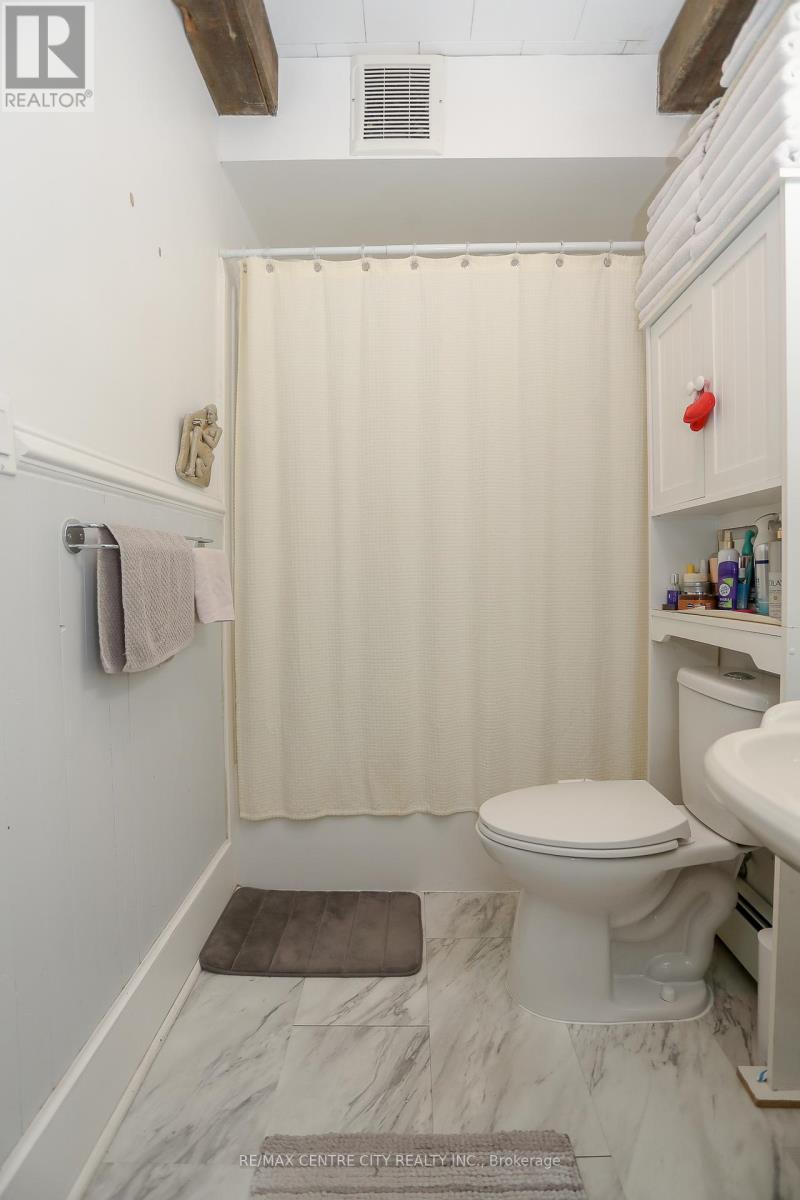 632 Talbot Street, St. Thomas, Ontario  N5P 1C8 - Photo 45 - X12342282
