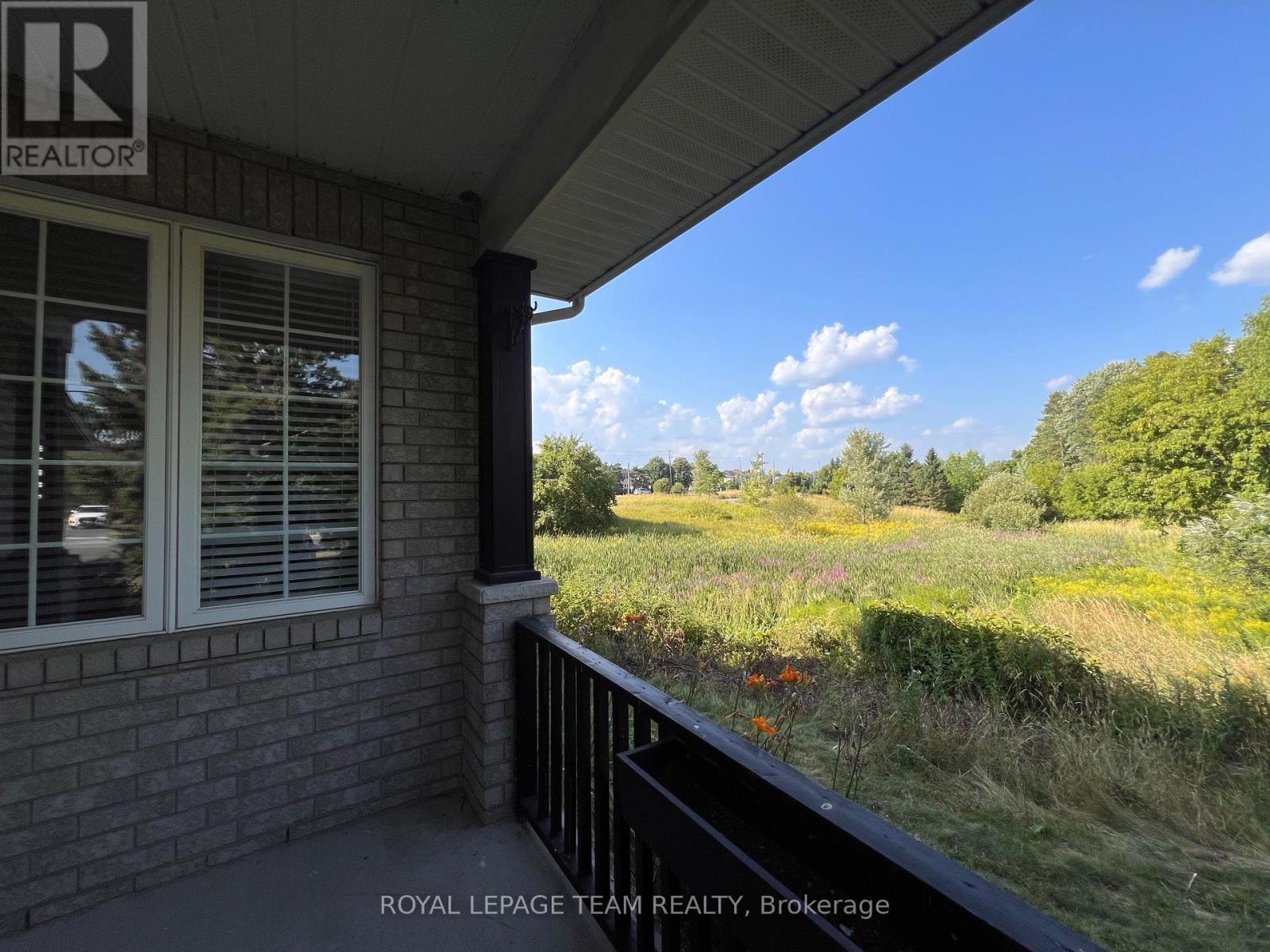 4426 Shoreline Drive, Ottawa, Ontario  K1V 1M1 - Photo 4 - X12342313