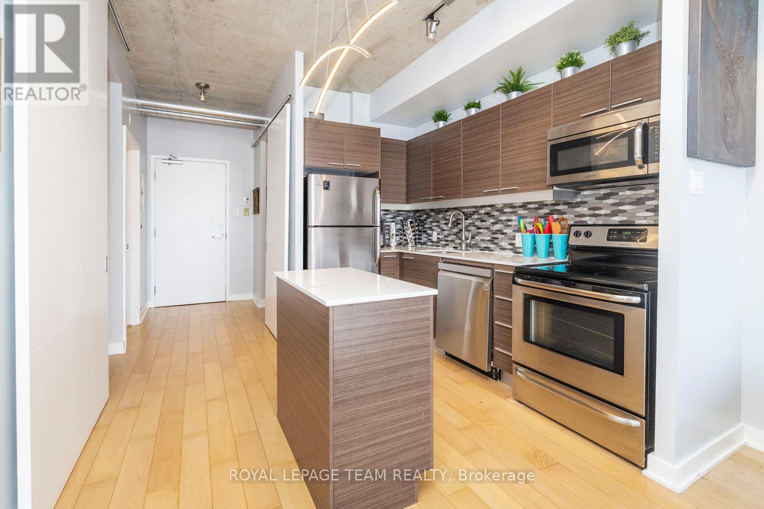 514 - 354 Gladstone Avenue, Ottawa, Ontario  K2P 0R4 - Photo 6 - X12342382