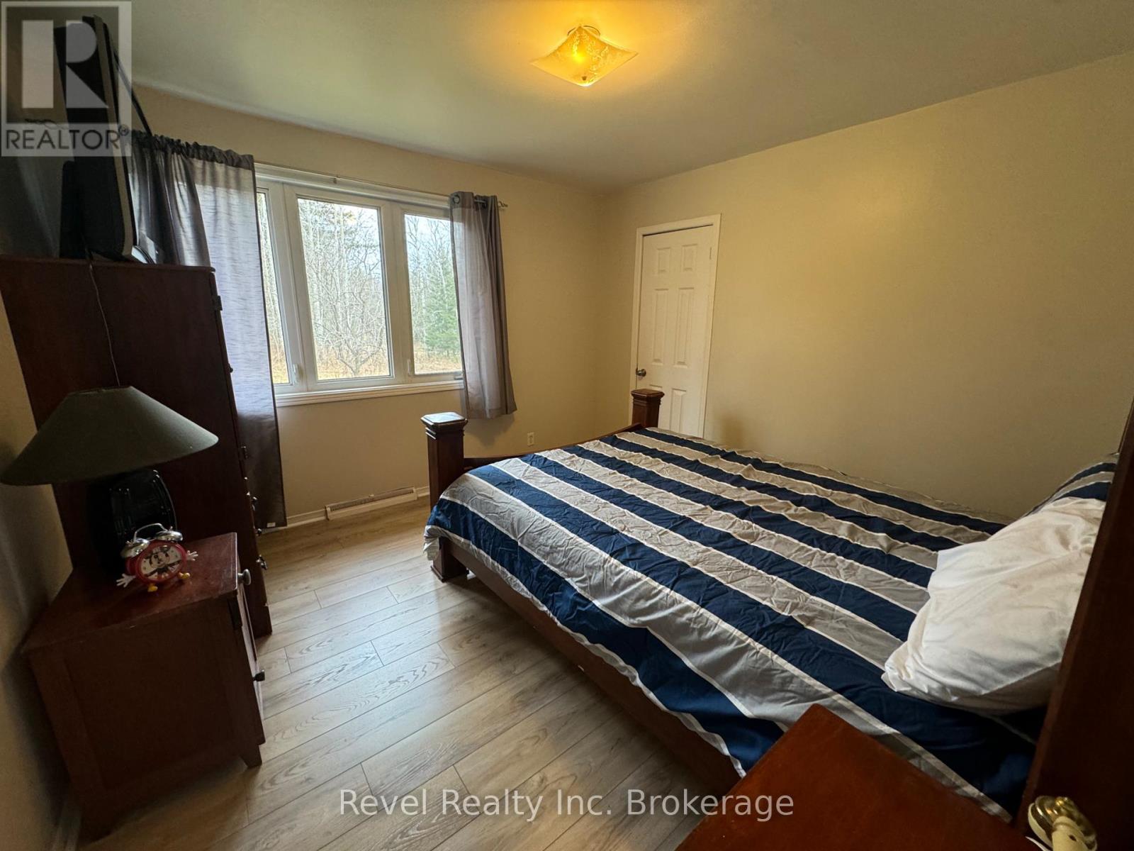 3877 17 Highway E, Papineau-Cameron, Ontario  P0H 1V0 - Photo 10 - X12342309