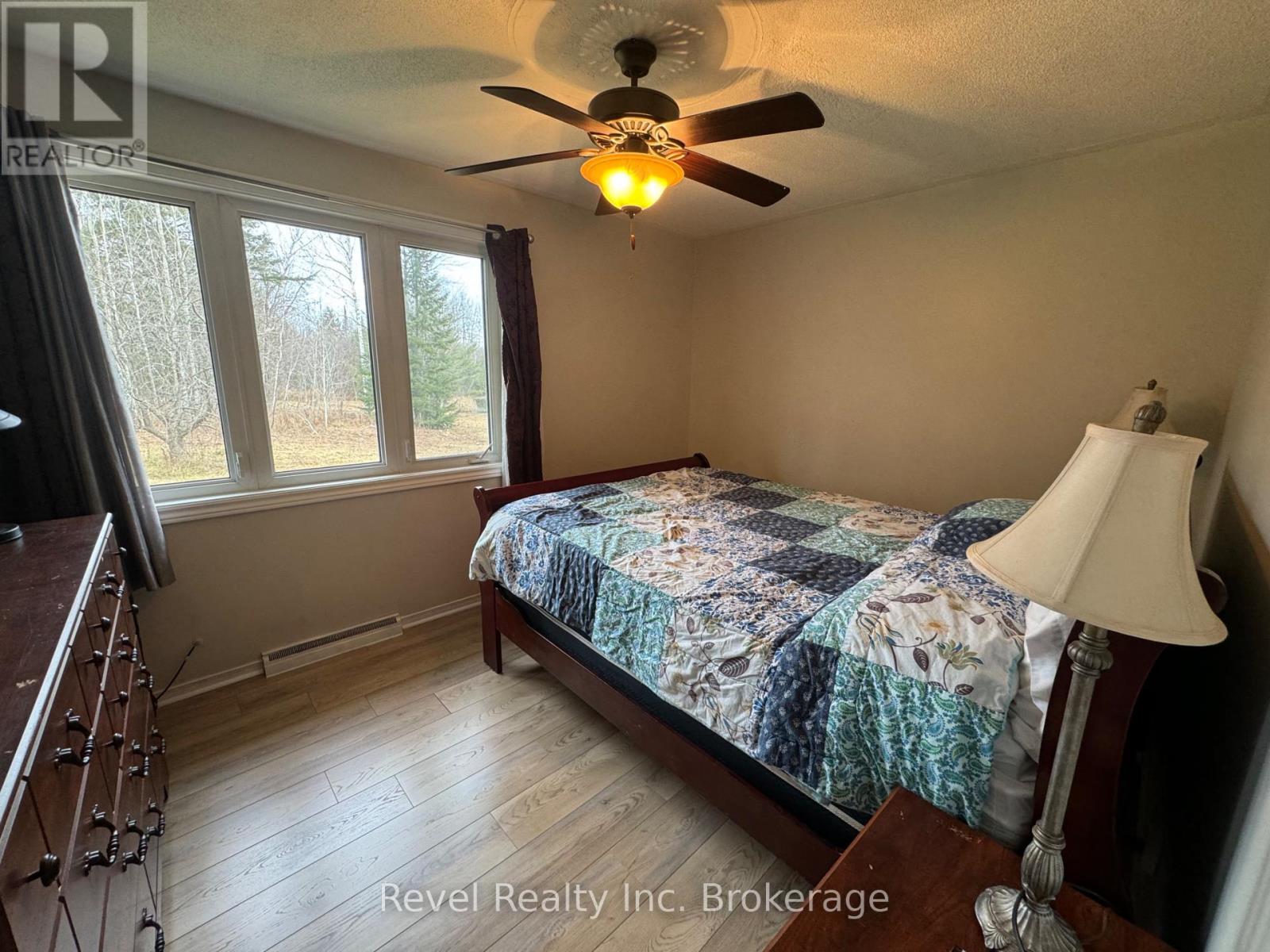 3877 17 Highway E, Papineau-Cameron, Ontario  P0H 1V0 - Photo 12 - X12342309