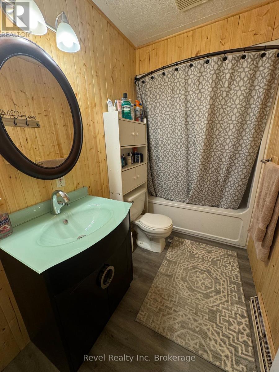 3877 17 Highway E, Papineau-Cameron, Ontario  P0H 1V0 - Photo 14 - X12342309