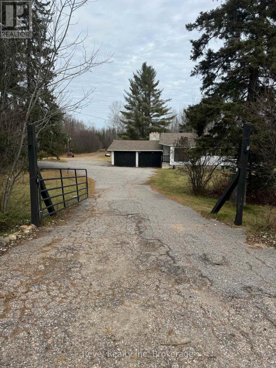 3877 17 Highway E, Papineau-Cameron, Ontario  P0H 1V0 - Photo 28 - X12342309