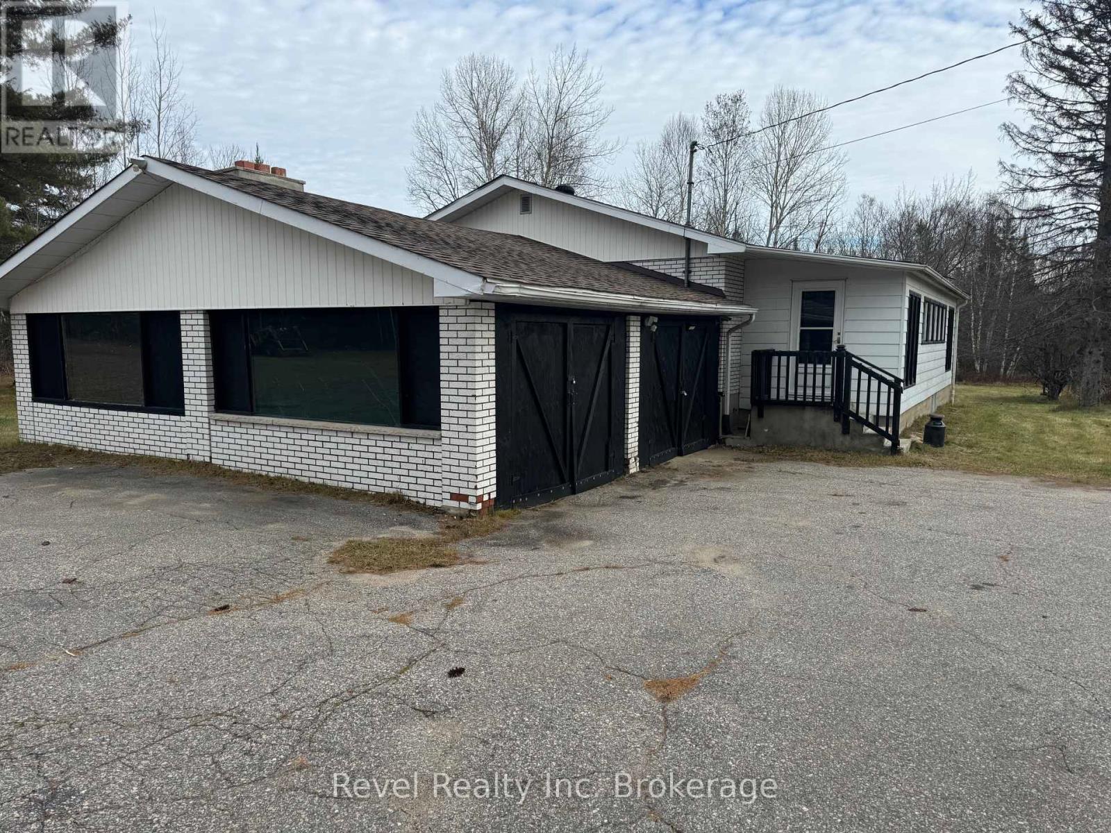 3877 17 Highway E, Papineau-Cameron, Ontario  P0H 1V0 - Photo 32 - X12342309