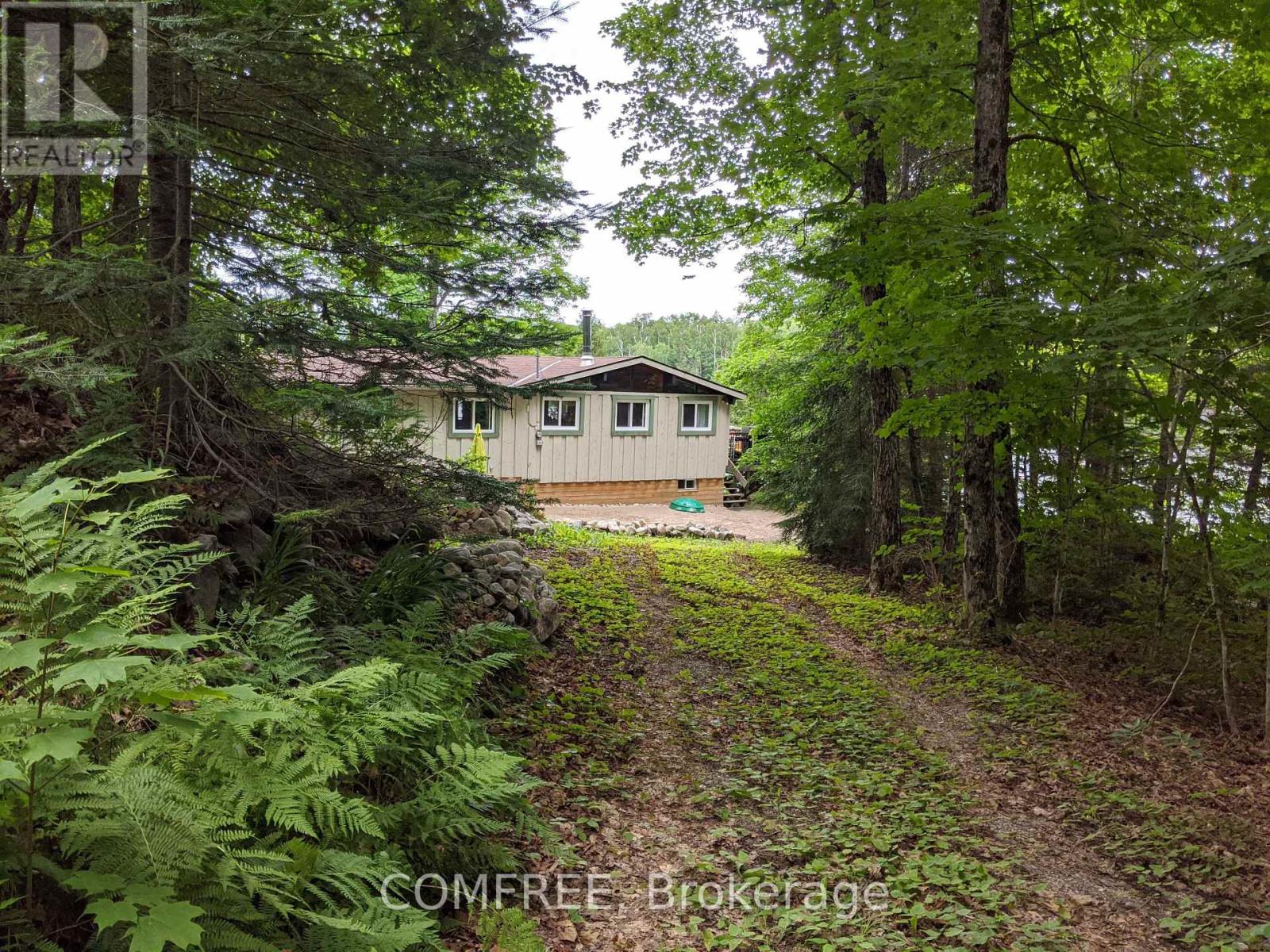 299 Sherwood Drive, Perry, Ontario  P0A 1R0 - Photo 4 - X12334413