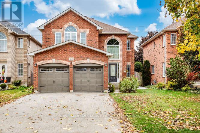 33 EARLY STREET, Halton Hills, Ontario