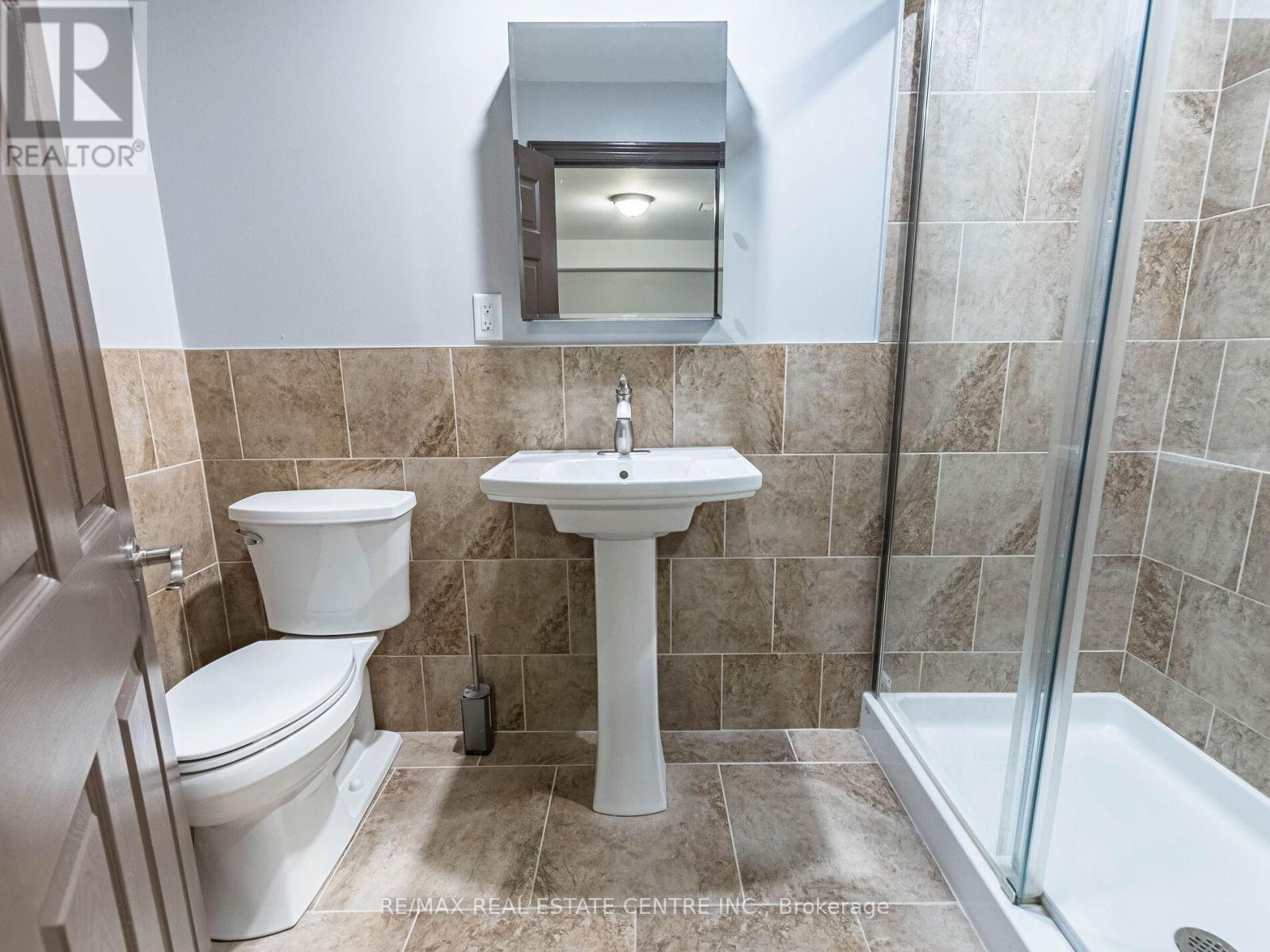 3121 Clipperton Drive, Mississauga, Ontario L5M 0C2 - Photo 22 - W12342239