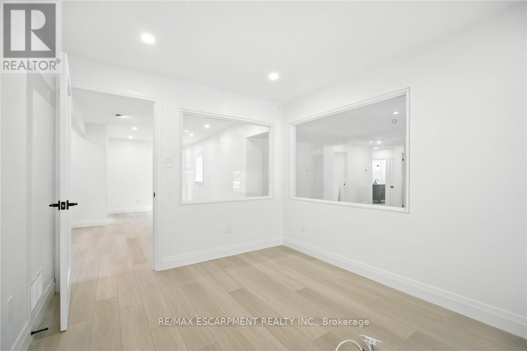 1583 Main Street E, Hamilton, Ontario  L8H 1C4 - Photo 19 - X12342215