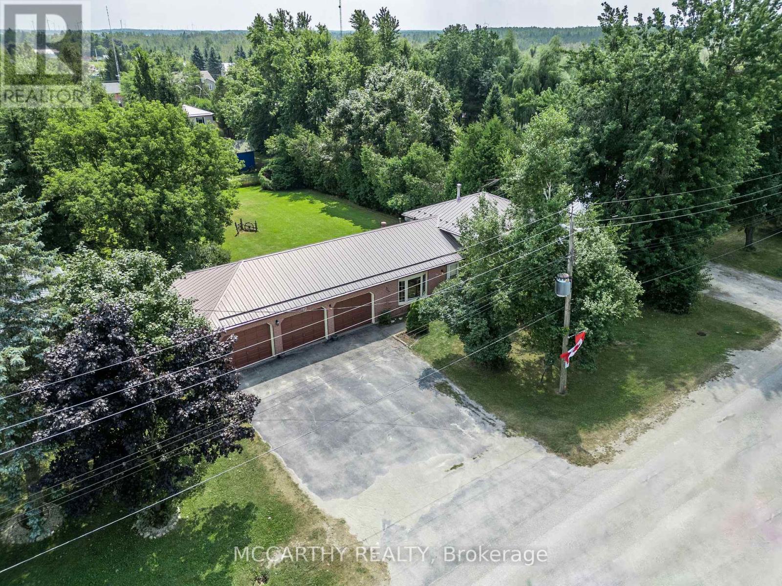 380 Main Street W, Southgate, Ontario  N0C 1B0 - Photo 1 - X12342220