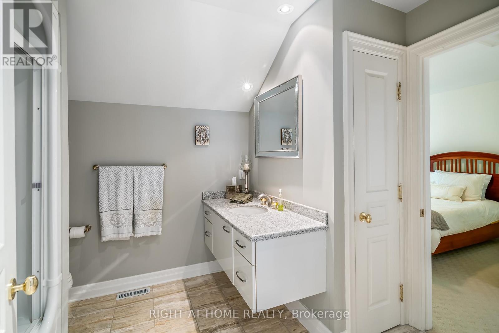 10 - 222 Ricardo Street, Niagara-On-The-Lake (Town), Ontario  L0S 1J0 - Photo 41 - X12342250