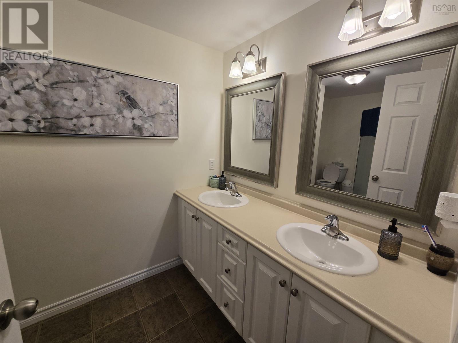 435 Glen Allan Drive, Bridgewater, Nova Scotia  B4V 0A8 - Photo 11 - 202517603