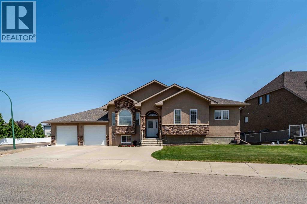 Property at 75 Sunset Road SW image 1