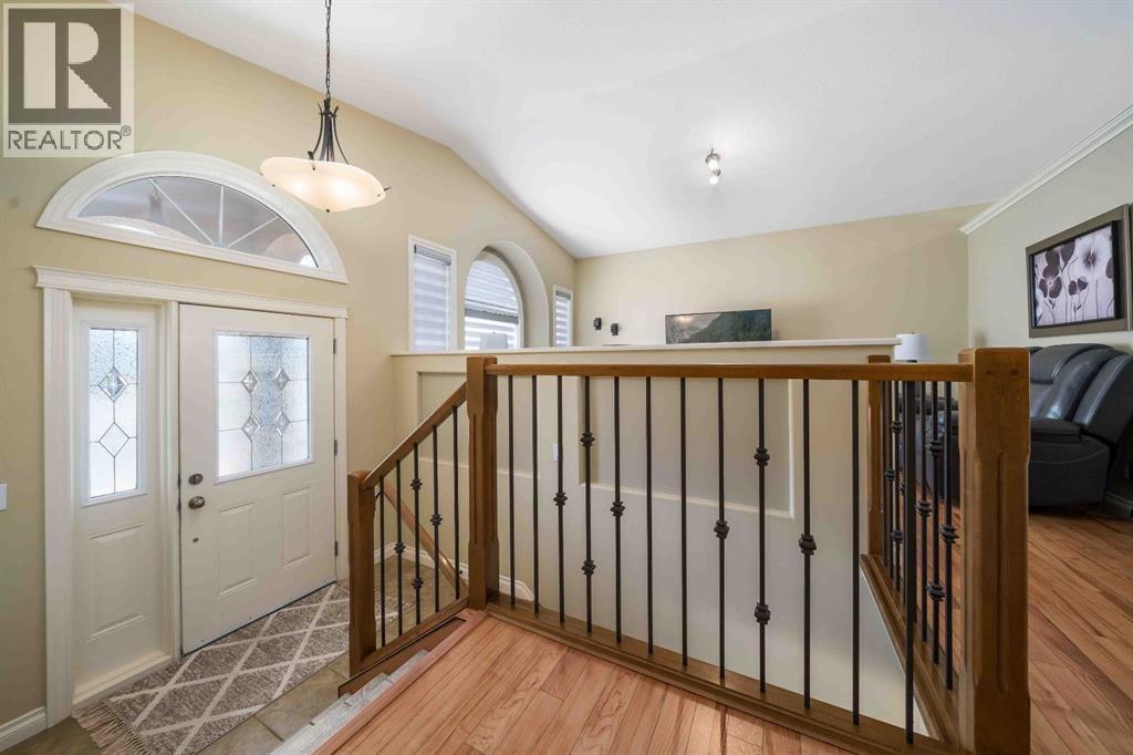 Property at 75 Sunset Road SW image 5
