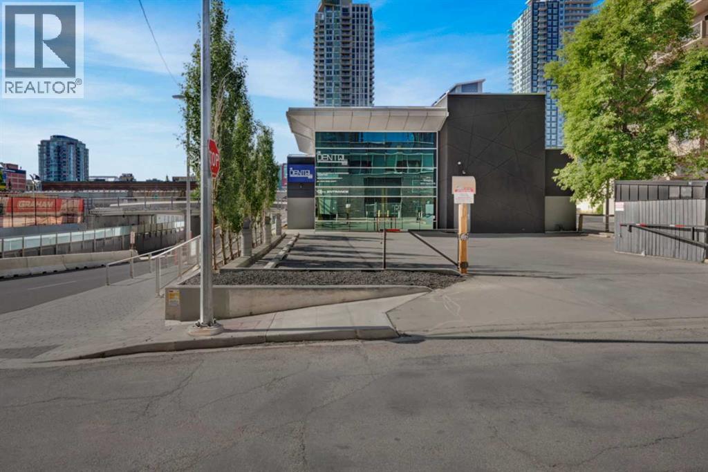 902 9 Avenue SW, Calgary, Alberta  T2P 1L8 - Photo 2 - A2232286