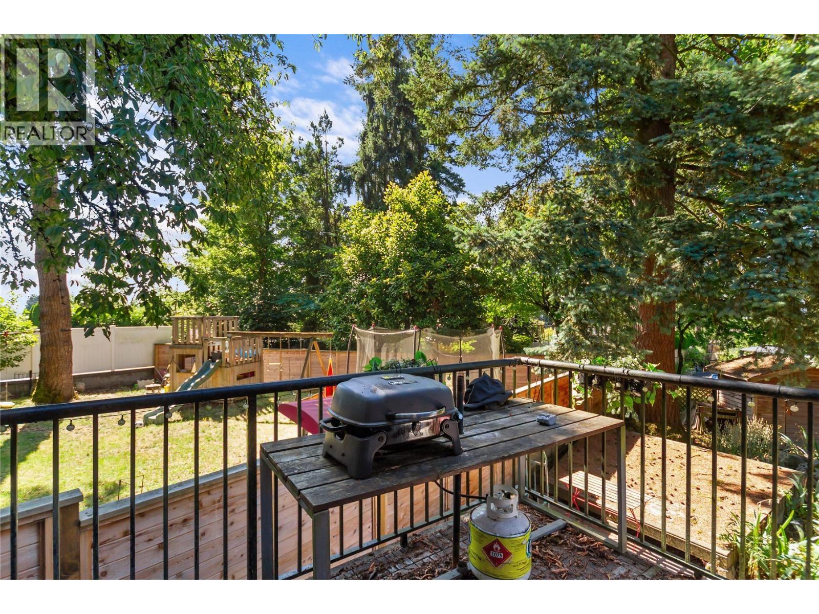 2058 Hillside Avenue, Coquitlam, British Columbia  V3K 1K7 - Photo 10 - R3036353