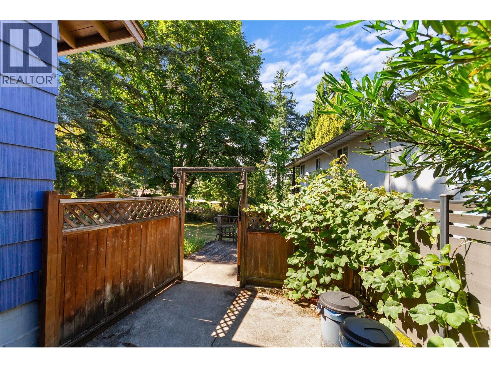 2058 Hillside Avenue, Coquitlam, British Columbia  V3K 1K7 - Photo 13 - R3036353