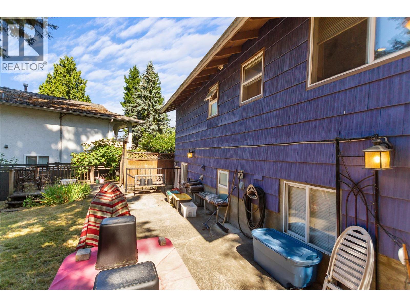2058 Hillside Avenue, Coquitlam, British Columbia  V3K 1K7 - Photo 18 - R3036353
