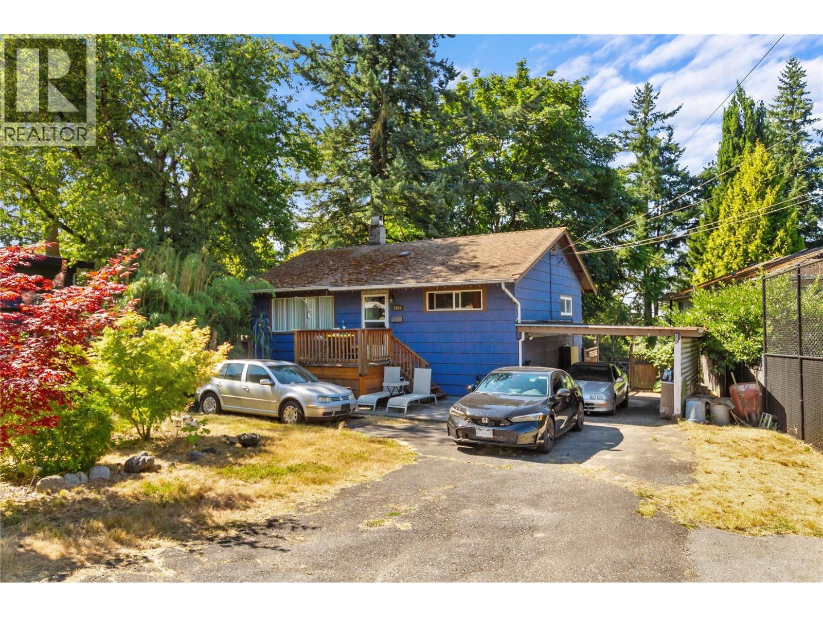 2058 Hillside Avenue, Coquitlam, British Columbia  V3K 1K7 - Photo 2 - R3036353