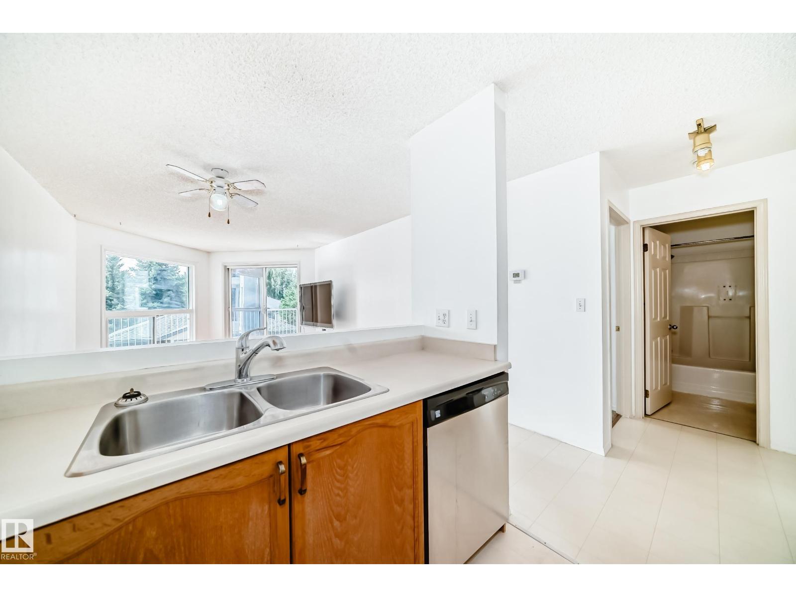 #201 65 Gervais Rd, St. Albert, Alberta  T8N 6H6 - Photo 8 - E4452716