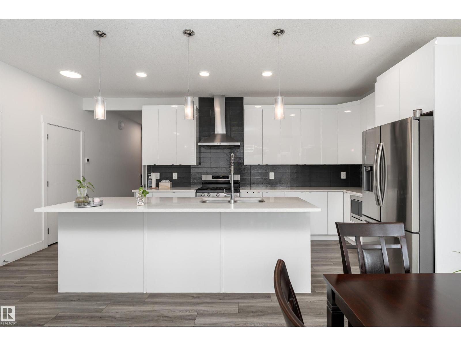 1051 Christie Vs Sw, Edmonton, Alberta  T6W 4W8 - Photo 3 - E4452714
