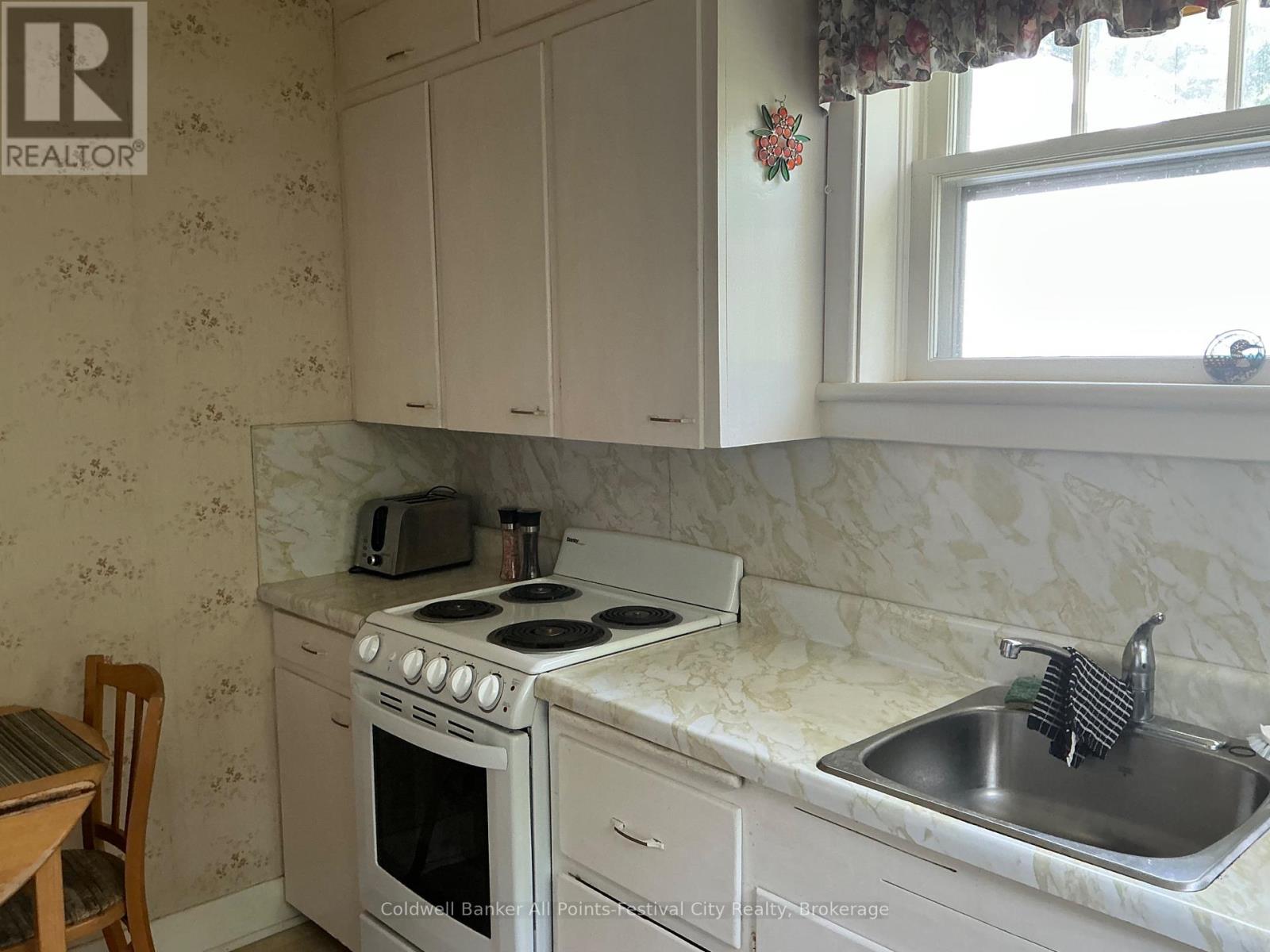 163 Trafalgar Street, West Perth, Ontario  N0K 1N0 - Photo 14 - X12342436