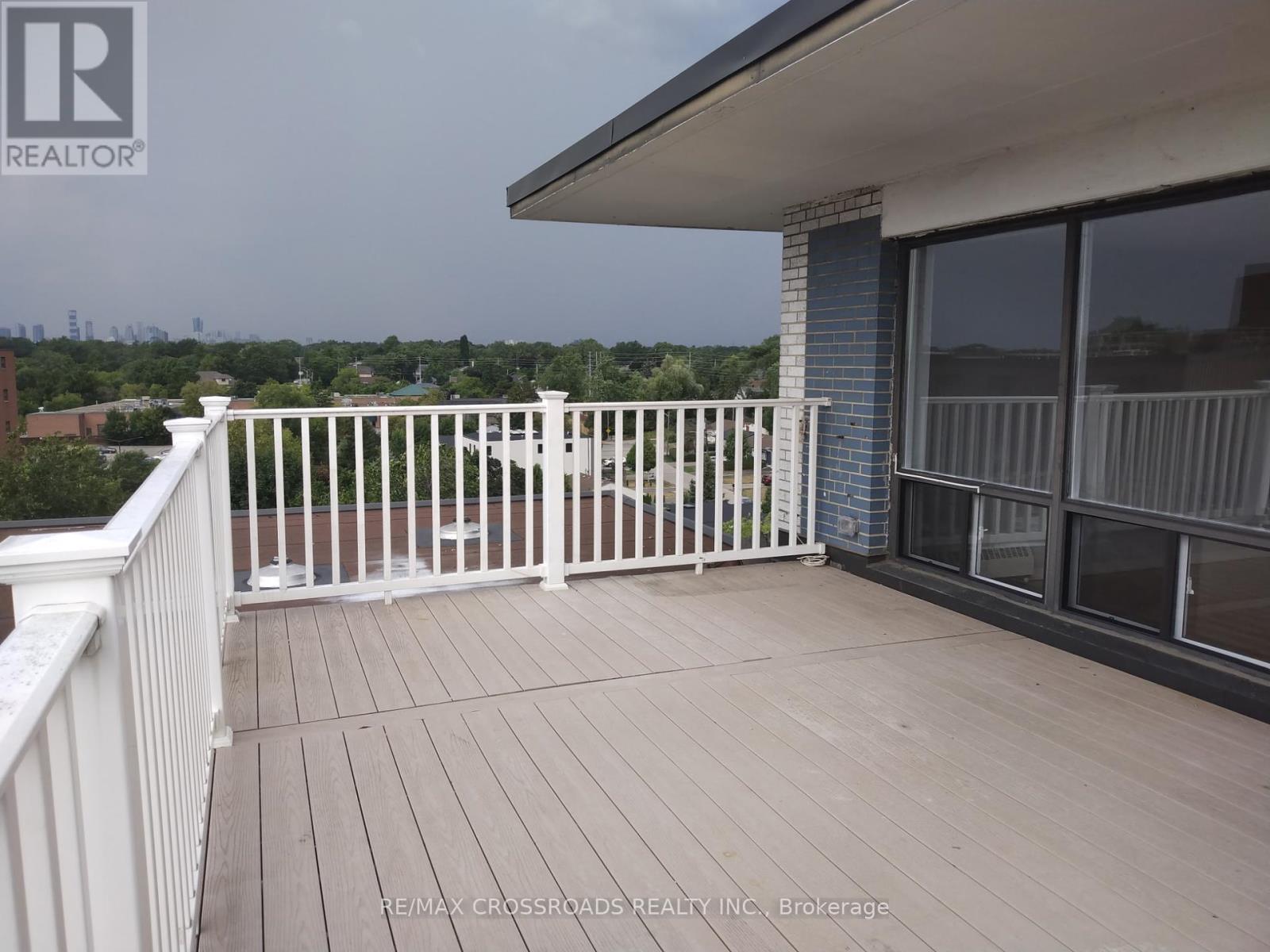 801 - 363 Lakeshore Road E, Mississauga (Lakeview), Ontario  L5G 1H7 - Photo 3 - W12340239