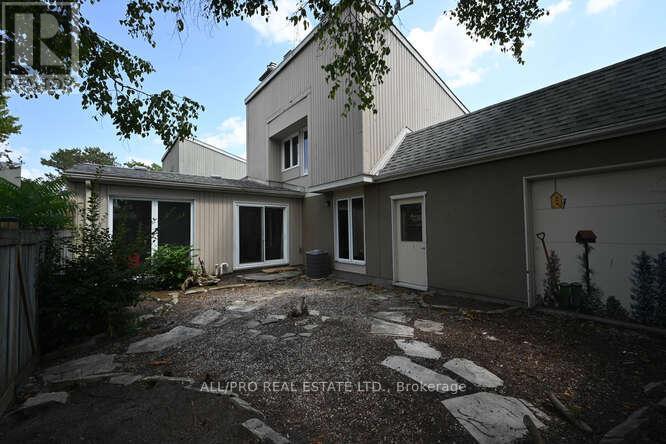 56 Jackson Court, Ottawa, Ontario  K2K 1B7 - Photo 20 - X12342403