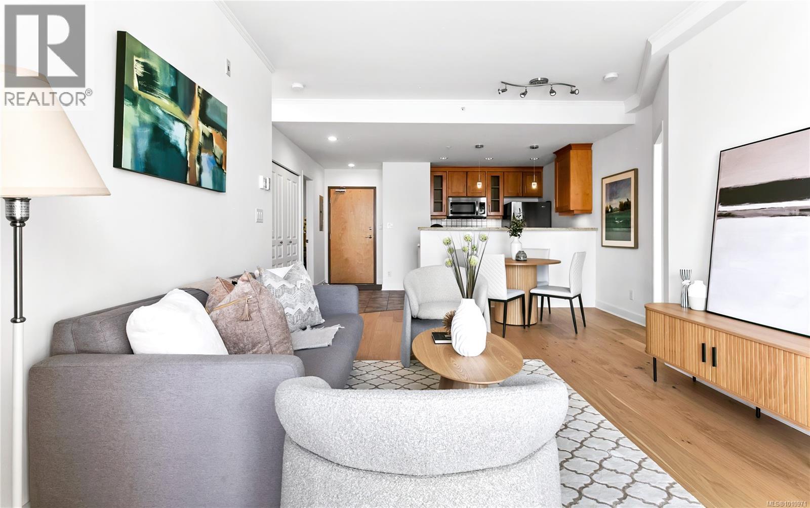 212 225 Menzies St, Victoria, British Columbia V8V 2G6 - Photo 10 - 1010971