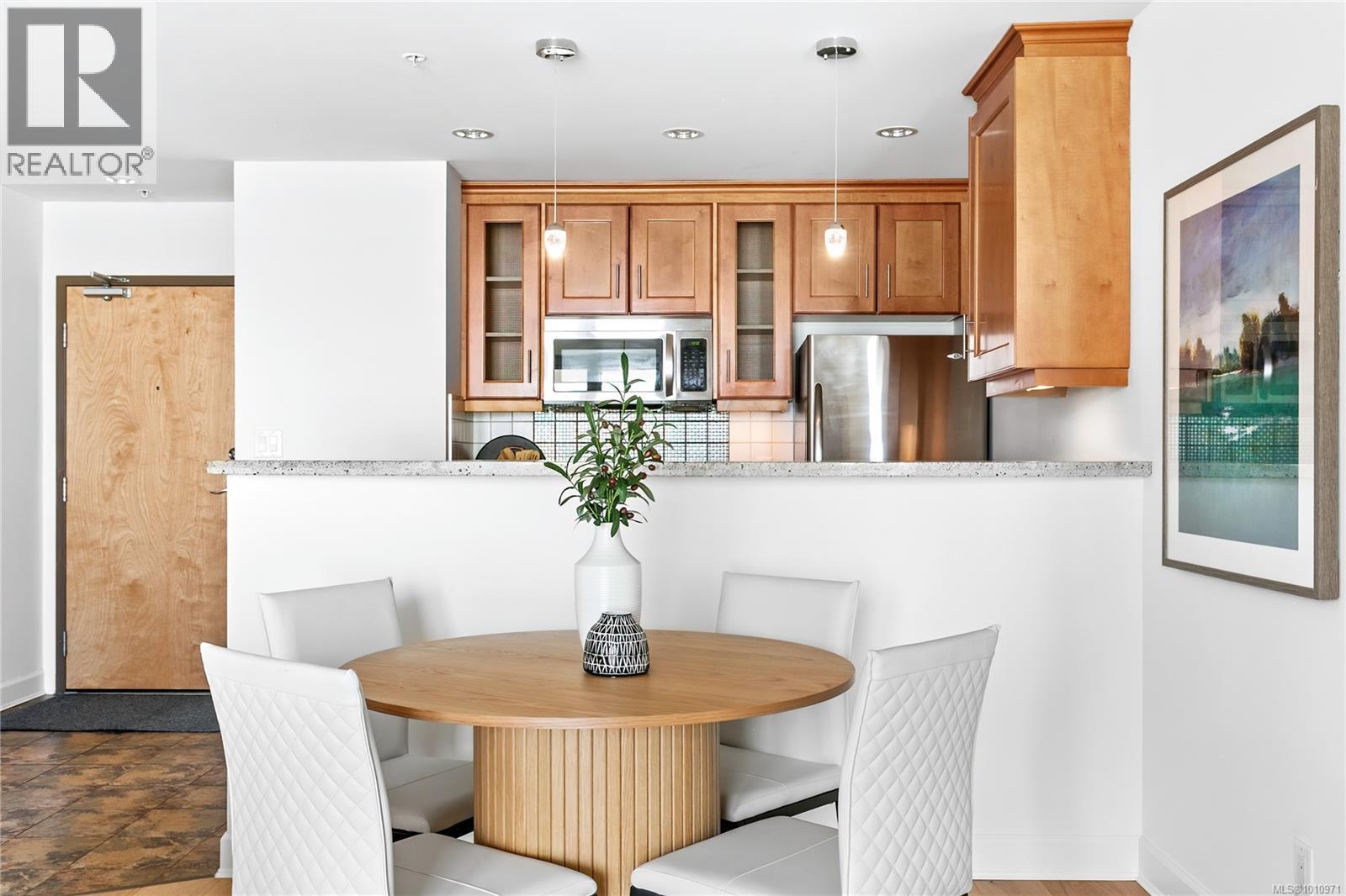 212 225 Menzies St, Victoria, British Columbia V8V 2G6 - Photo 19 - 1010971