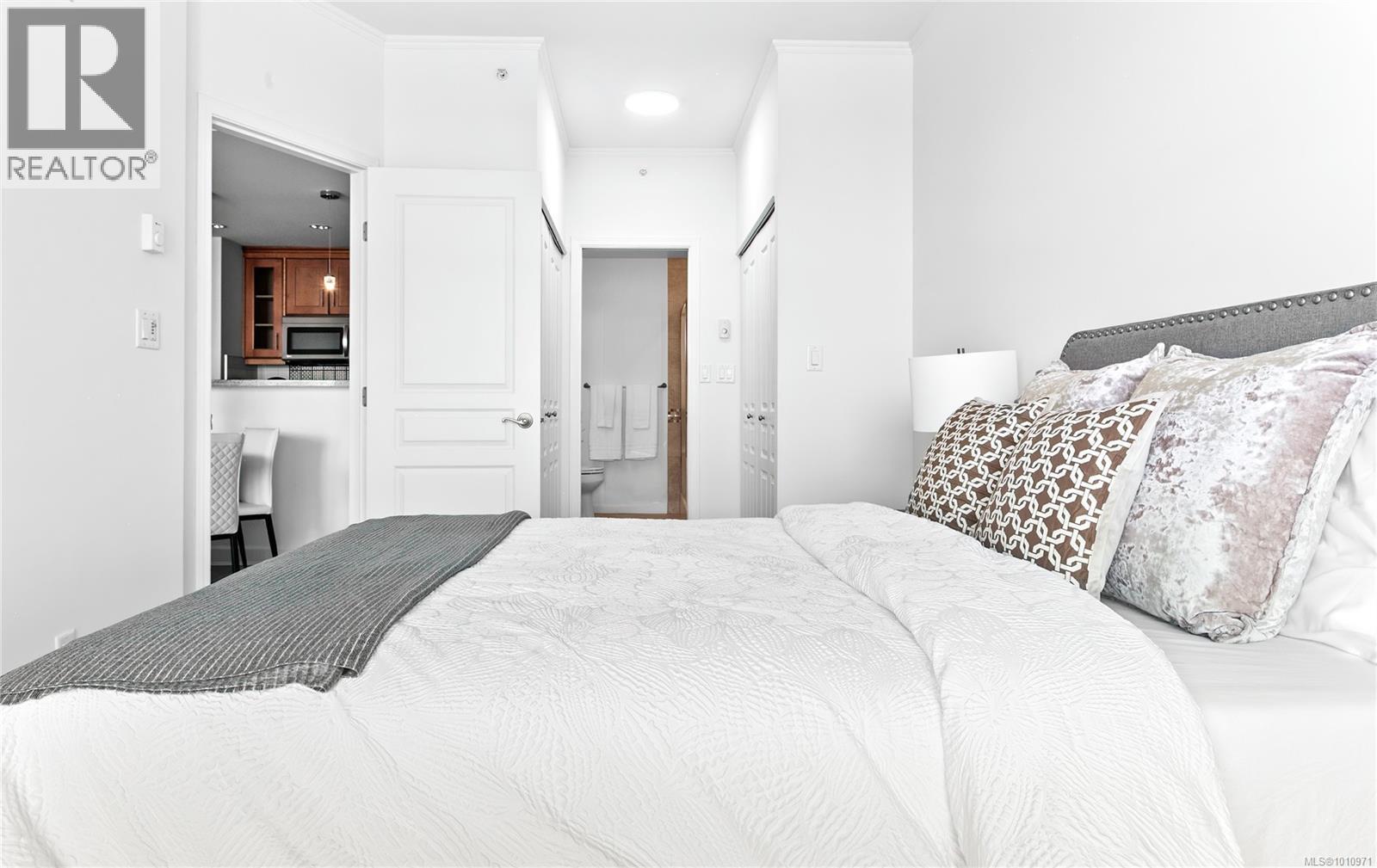 212 225 Menzies St, Victoria, British Columbia V8V 2G6 - Photo 21 - 1010971