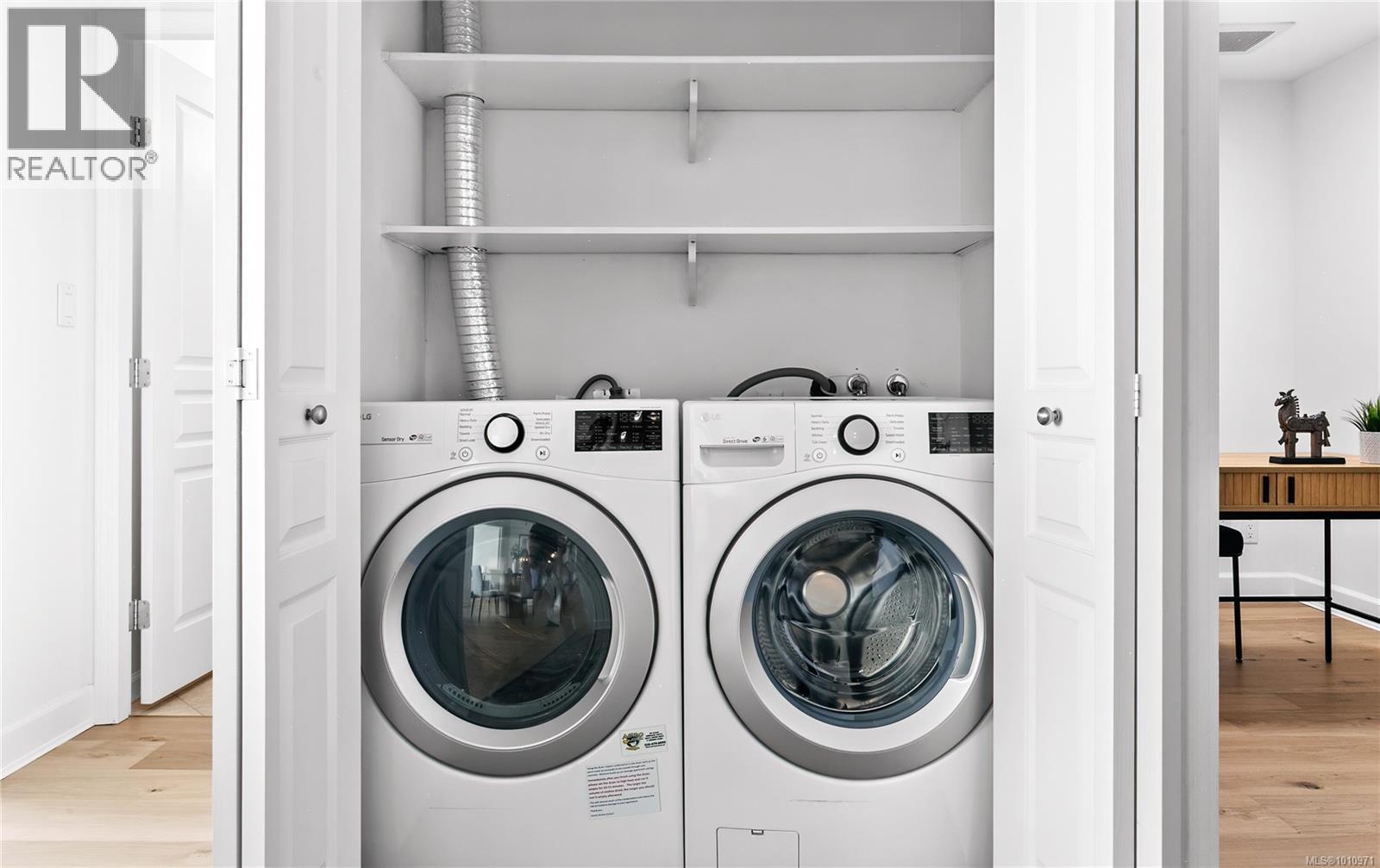 212 225 Menzies St, Victoria, British Columbia V8V 2G6 - Photo 36 - 1010971