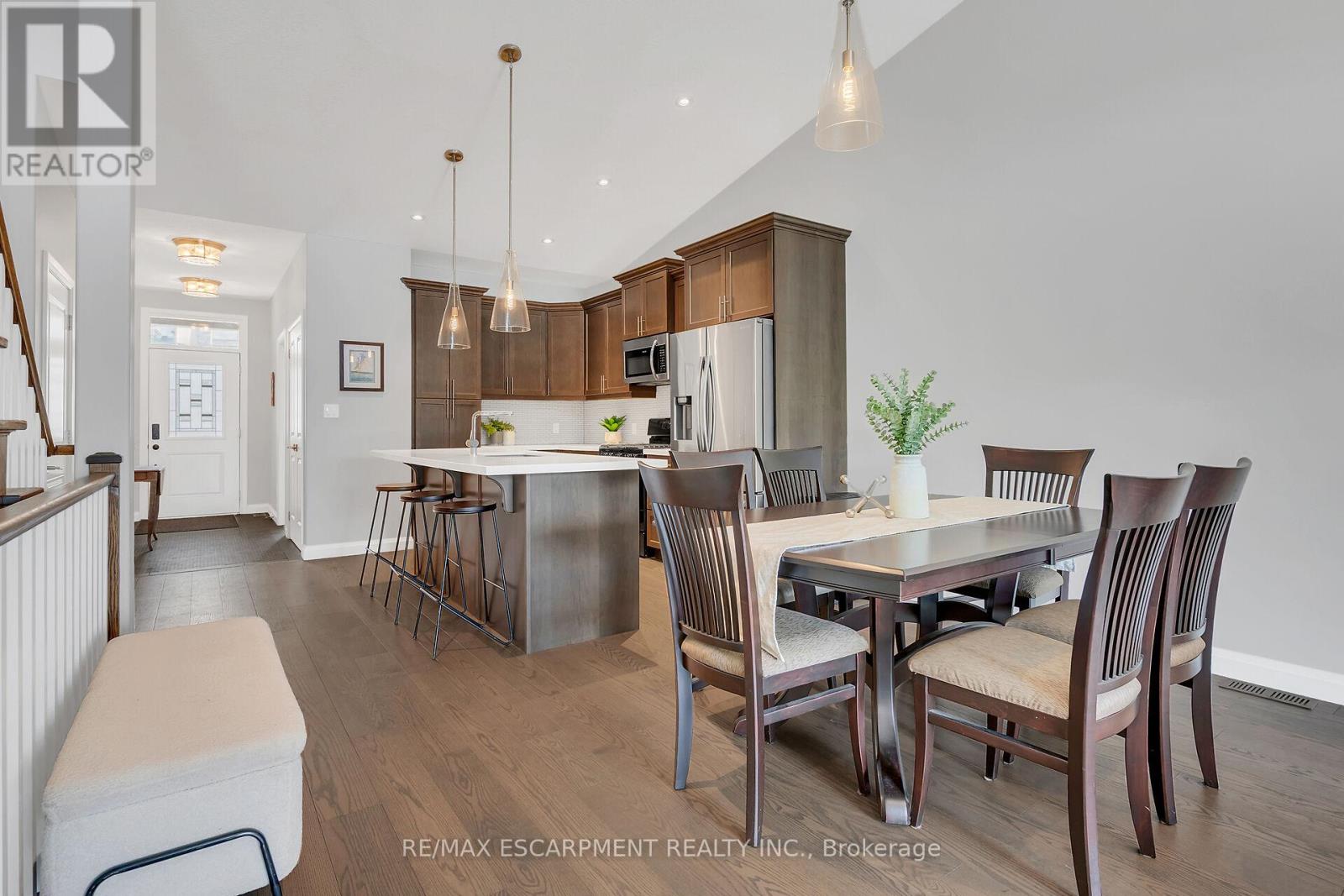 7 - 5 Old Hamilton Road, Norfolk, Ontario  N0A 1N7 - Photo 12 - X12342306