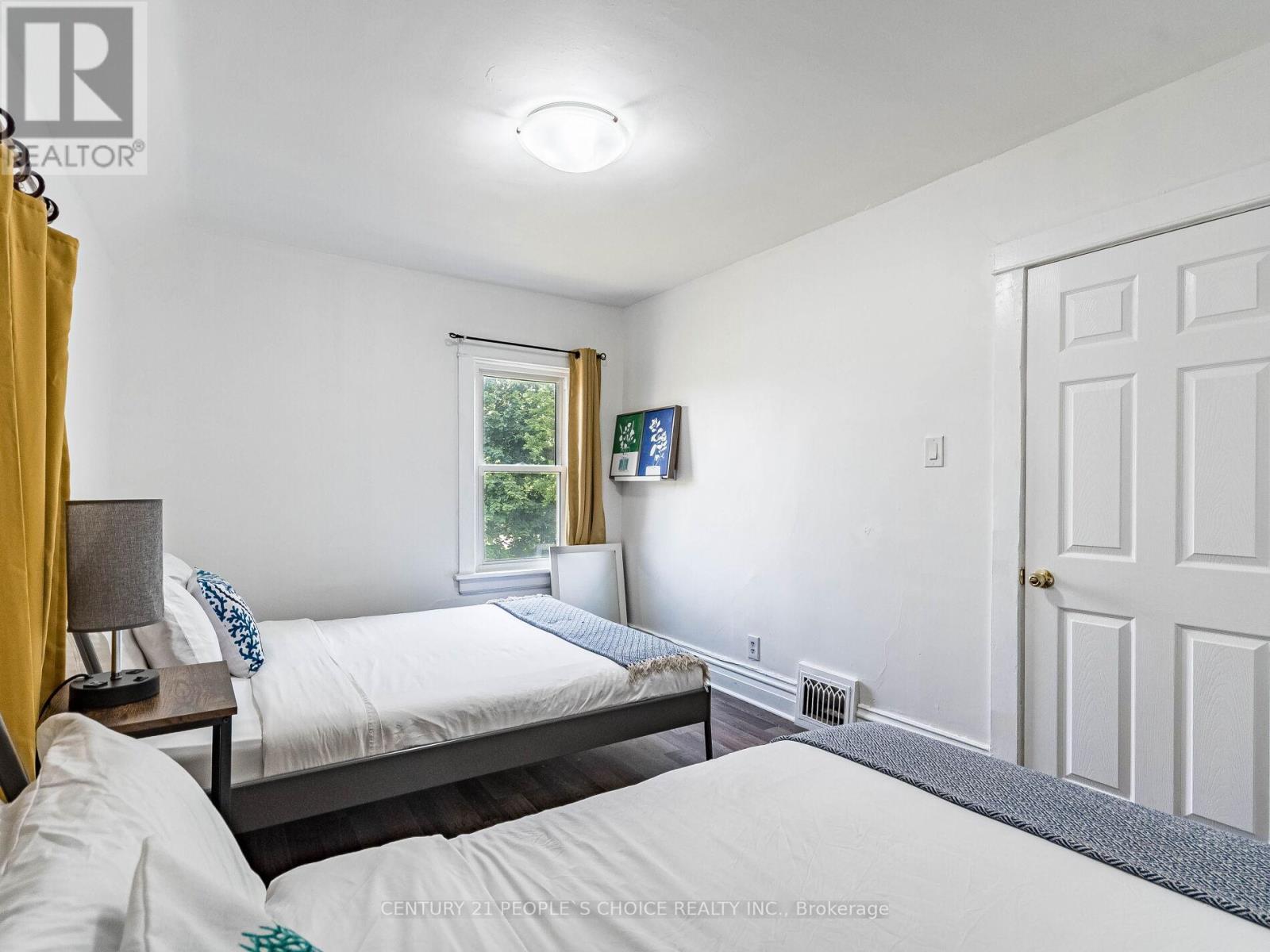 5001 Kitchener Street, Niagara Falls, Ontario  L2G 1A9 - Photo 29 - X12342353
