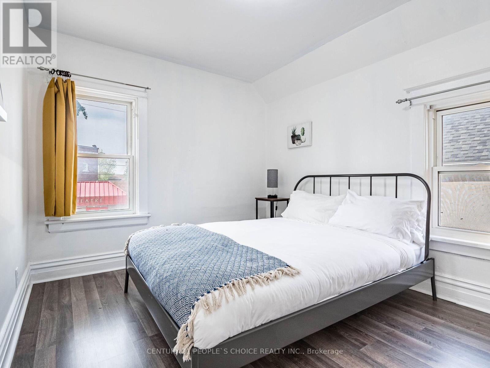 5001 Kitchener Street, Niagara Falls, Ontario  L2G 1A9 - Photo 31 - X12342353