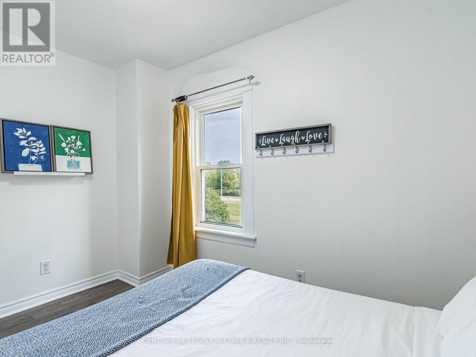 5001 Kitchener Street, Niagara Falls, Ontario  L2G 1A9 - Photo 35 - X12342353